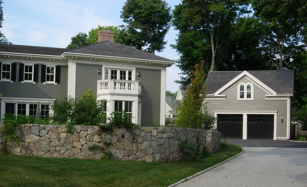 Historic Residence by Pate Landscape Architecture Inc. - Photo 2