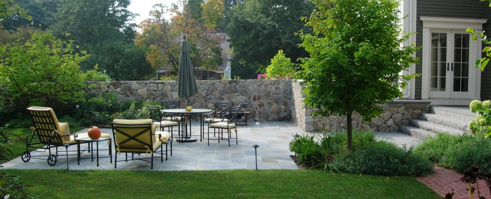 Historic Residence by Pate Landscape Architecture Inc. - Photo 3