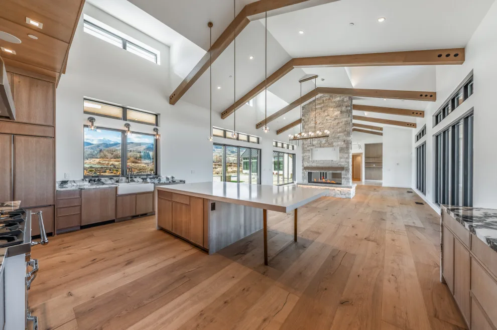 HomeCrafters - Photo 8