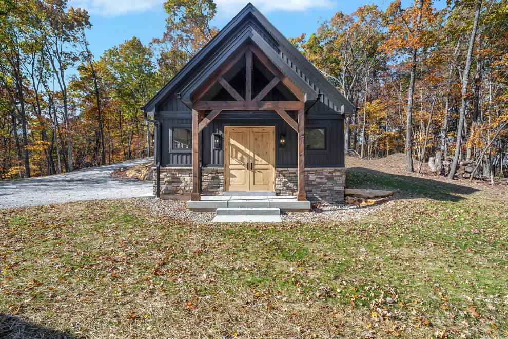 Eureka, MO Timber Frame Residence by Stockell Custom Homes & Construction - Photo 18