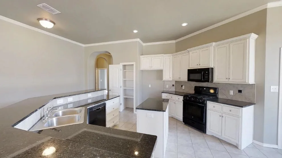Torino - 10125 Avenue West by Roten Homes, Inc. - Photo 6