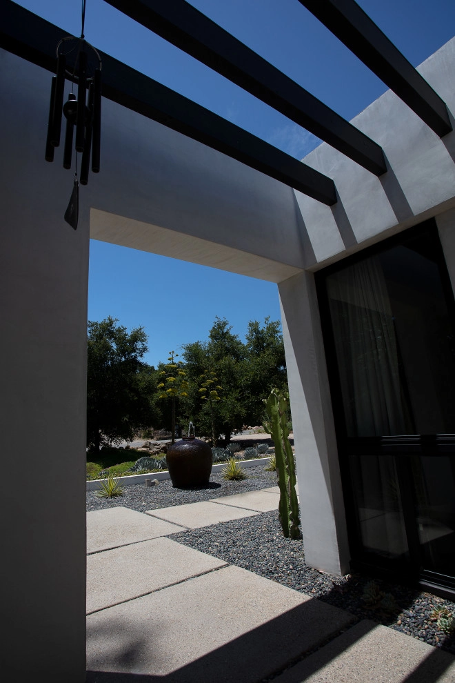 The White House by Paul Hendershot Design, Inc. - Photo 2