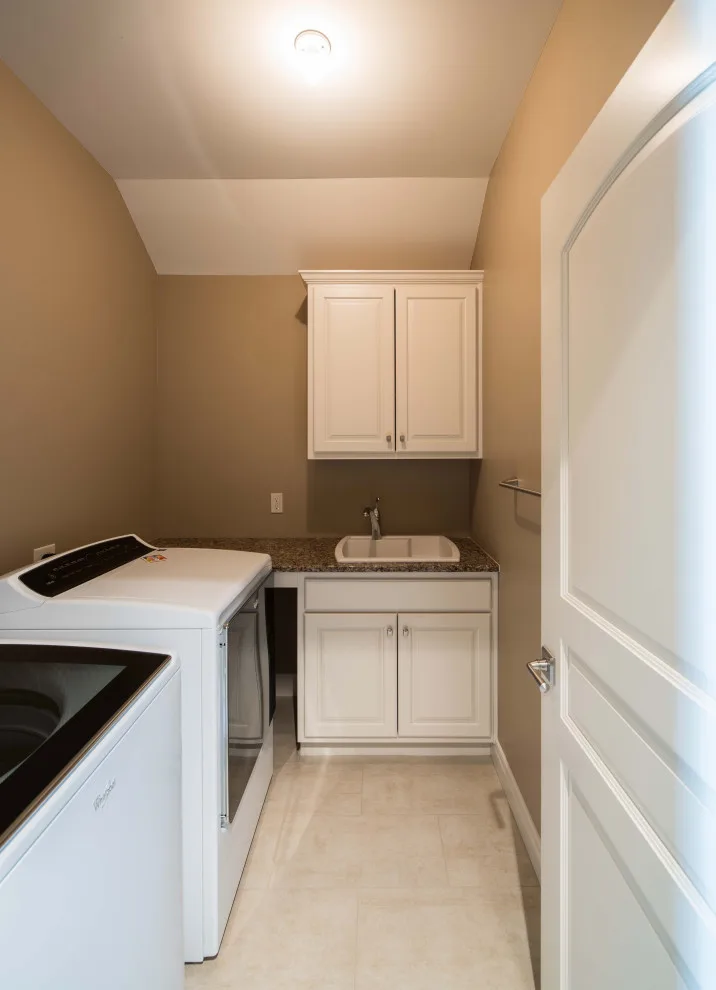 Classic Custom Residence by Bloomfield Custom Homes - Photo 16
