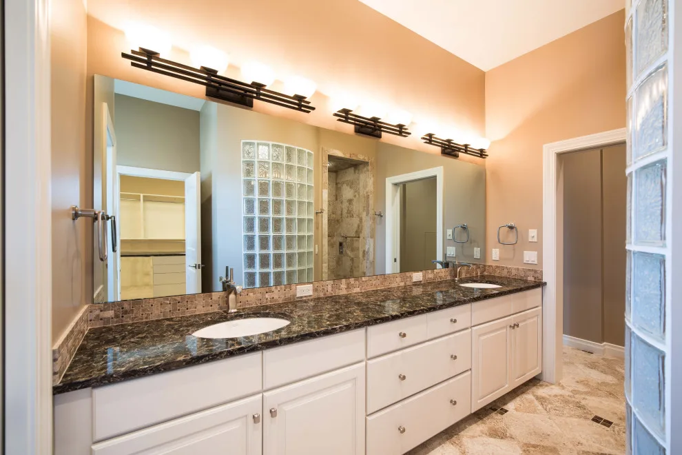 Classic Custom Residence by Bloomfield Custom Homes - Photo 28