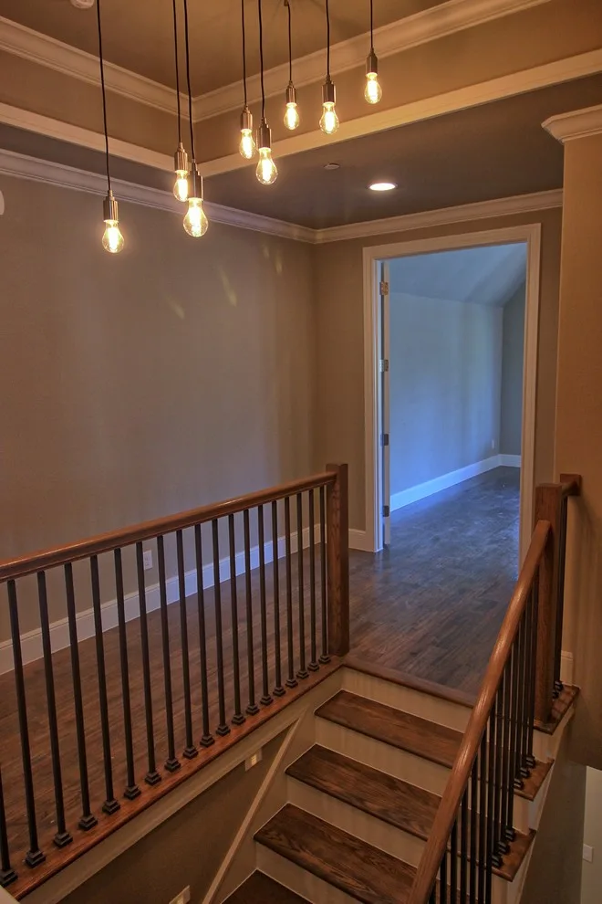 Trailwood Court New Transitional Residence by Oakmark Signature Homes - Photo 4