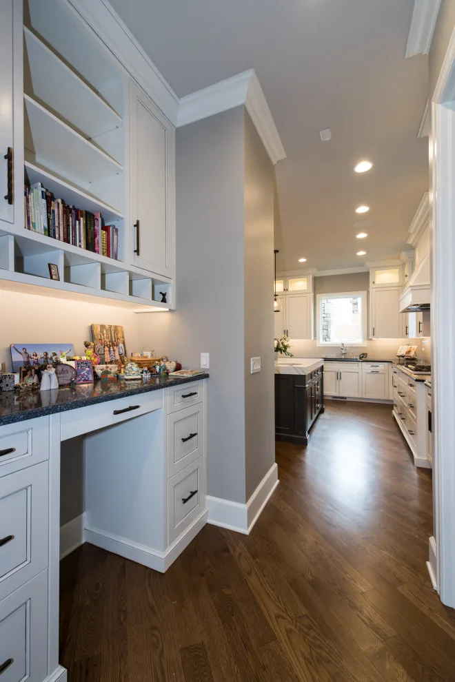 Custom Home with Traditional Craftsman Style by Bloomfield Custom Homes - Photo 7