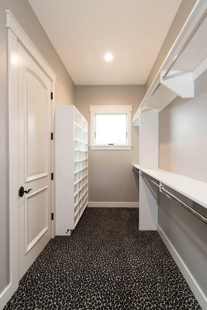 Custom Home in Transition by Bloomfield Custom Homes - Photo 20