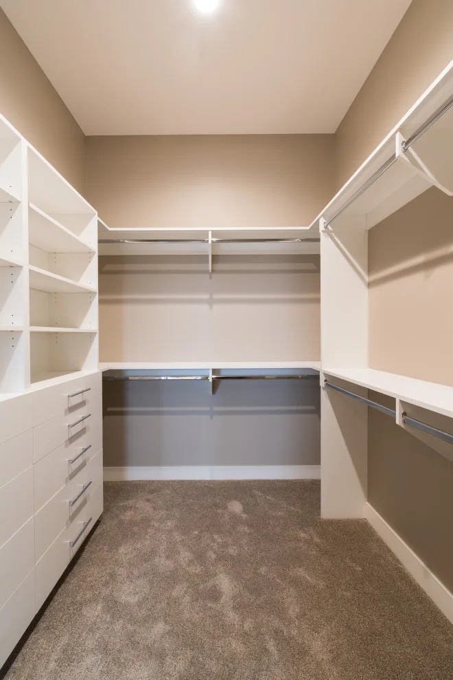 Custom Home in Transition by Bloomfield Custom Homes - Photo 7