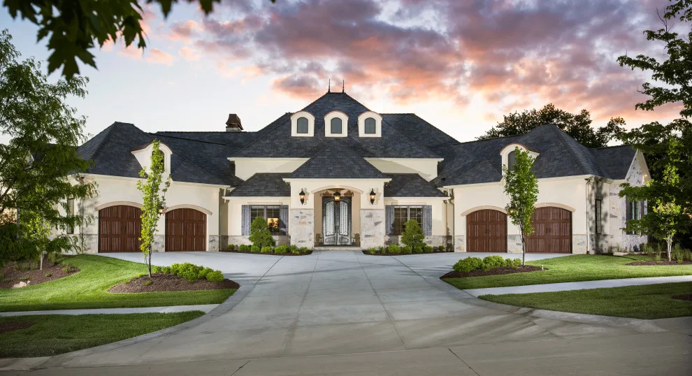 Custom Home in Transition by Bloomfield Custom Homes - Photo 46