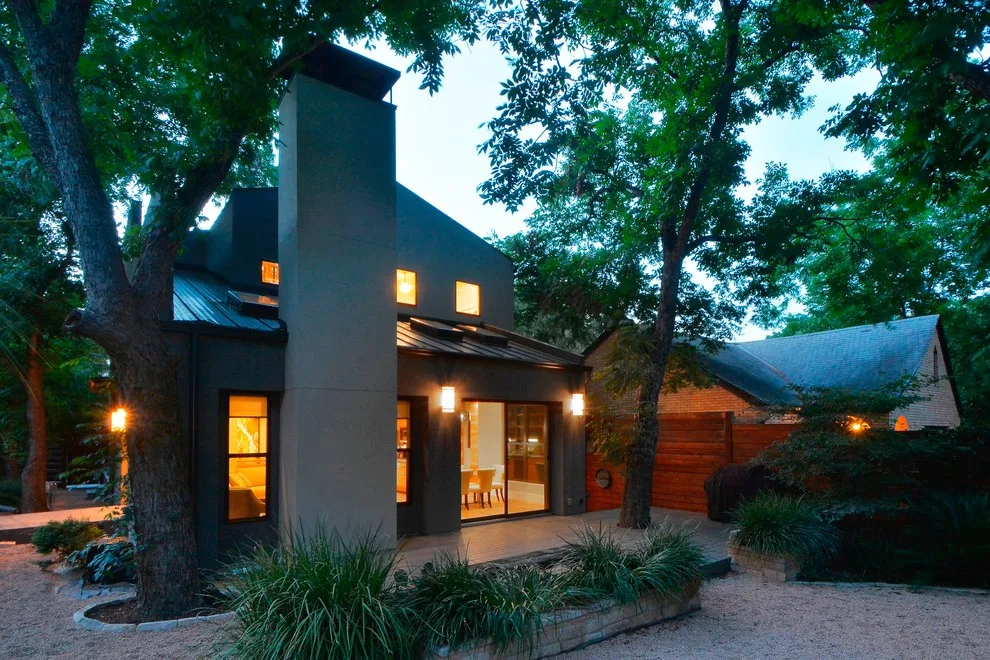 Travis Heights Revamp by Blue Horse Building & Design - Photo 15