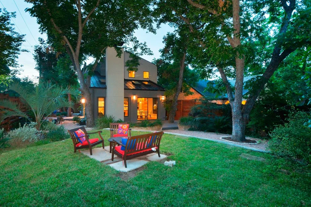 Travis Heights Revamp by Blue Horse Building & Design - Photo 5