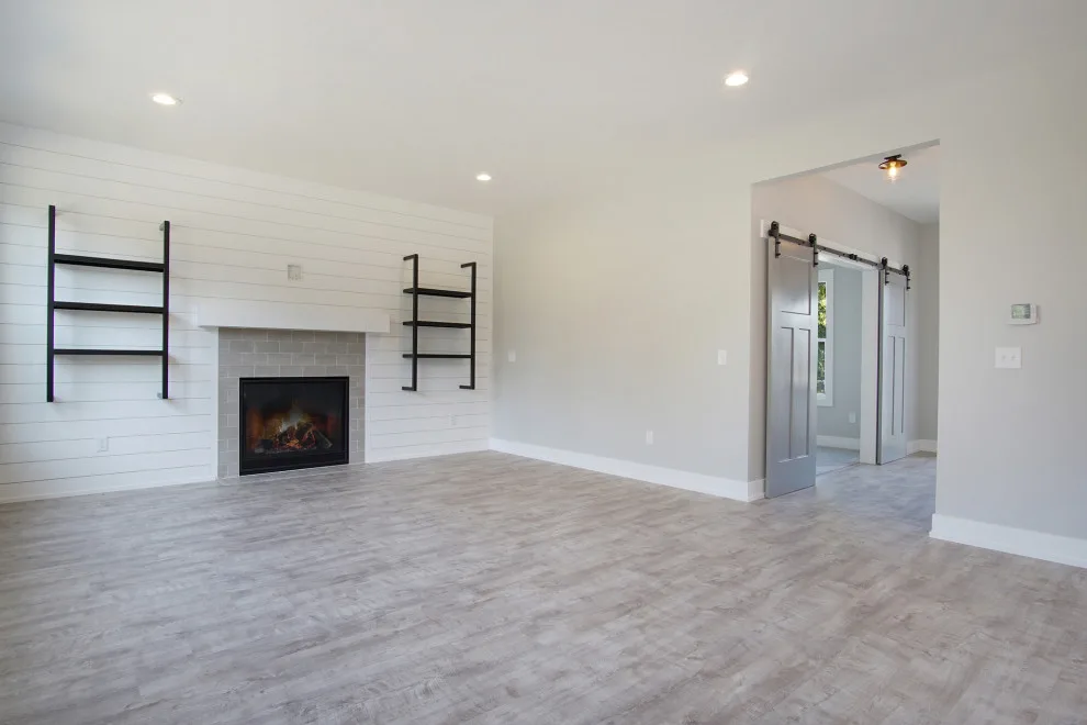 Marcusse Construction - Photo 2