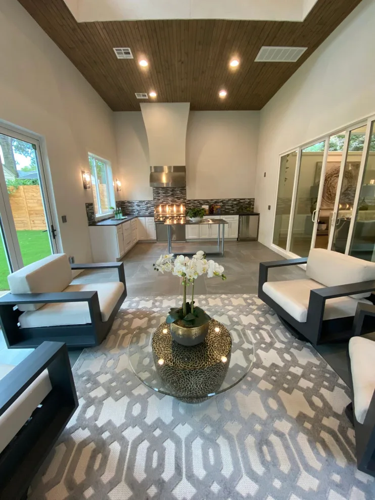 Troost Avenue Residence by Dana Build And Design - Photo 4