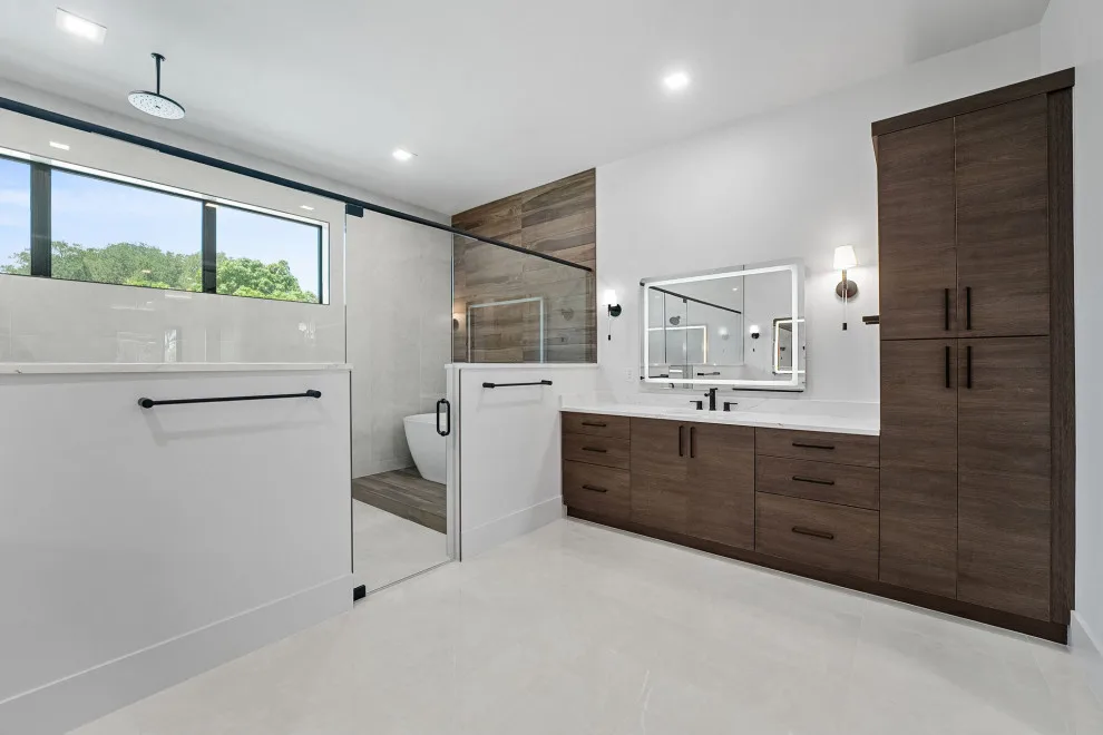 Tropical Path Unique Estate by LifeStyle Homes, Inc. - Photo 44