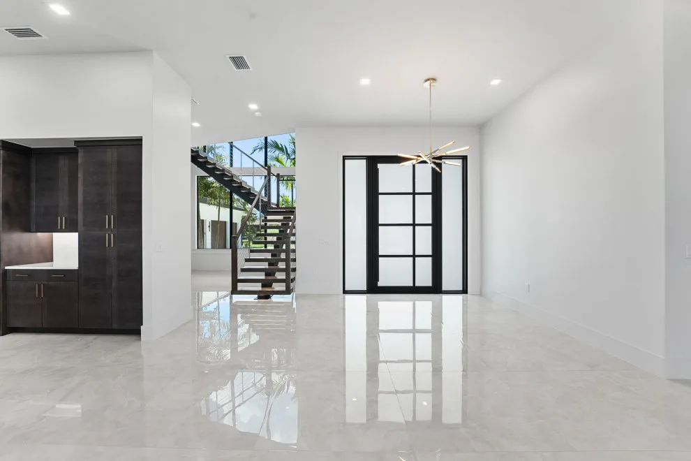 Tropical Path Unique Estate by LifeStyle Homes, Inc. - Photo 19