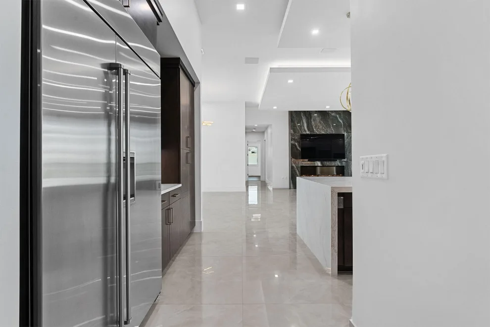 Tropical Path Unique Estate by LifeStyle Homes, Inc. - Photo 30