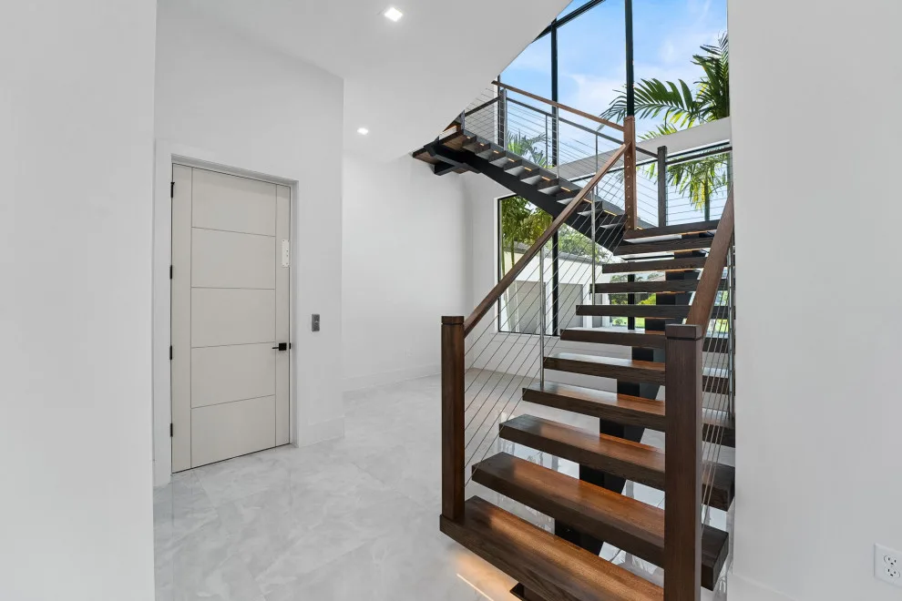 Tropical Path Unique Estate by LifeStyle Homes, Inc. - Photo 71