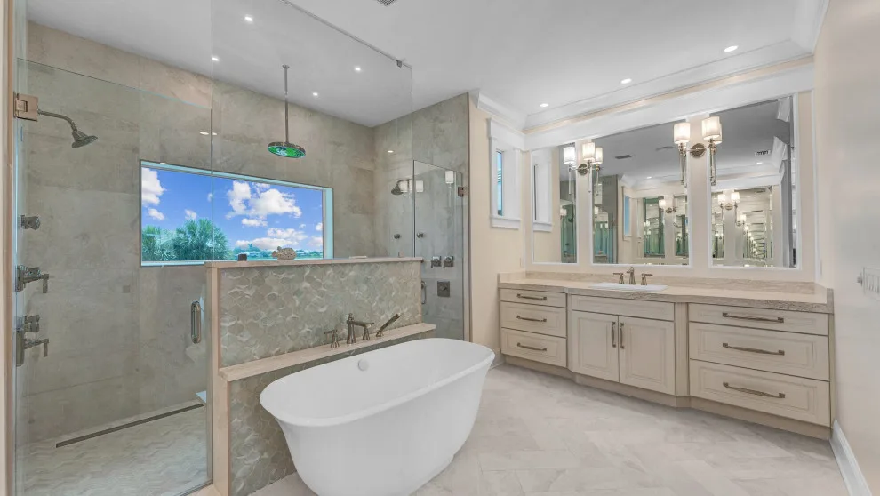 Tropical Pathway River-to-River Bespoke Estate by LifeStyle Homes, Inc. - Photo 15