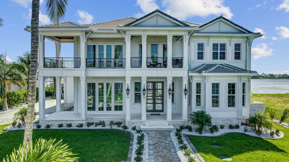 Tropical Pathway River-to-River Bespoke Estate by LifeStyle Homes, Inc. - Photo 16