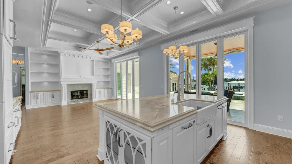 Tropical Pathway River-to-River Bespoke Estate by LifeStyle Homes, Inc. - Photo 3