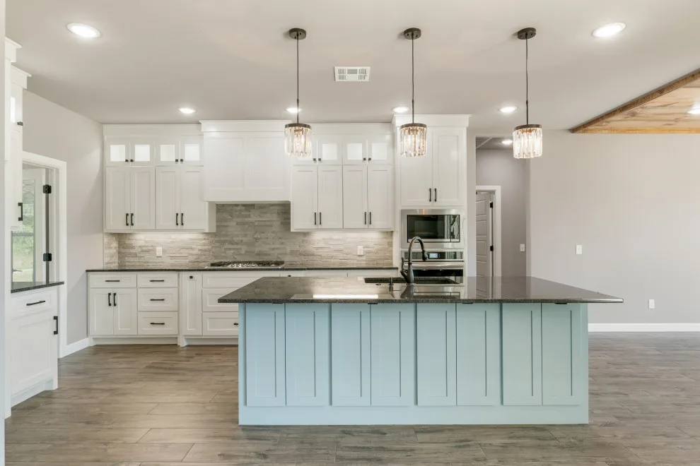 Tulsa Oklahoma Custom Home by Mahogany Homes - Photo 17