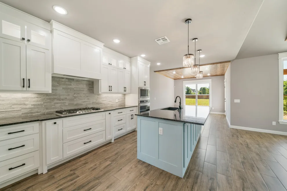Tulsa Oklahoma Custom Home by Mahogany Homes - Photo 12