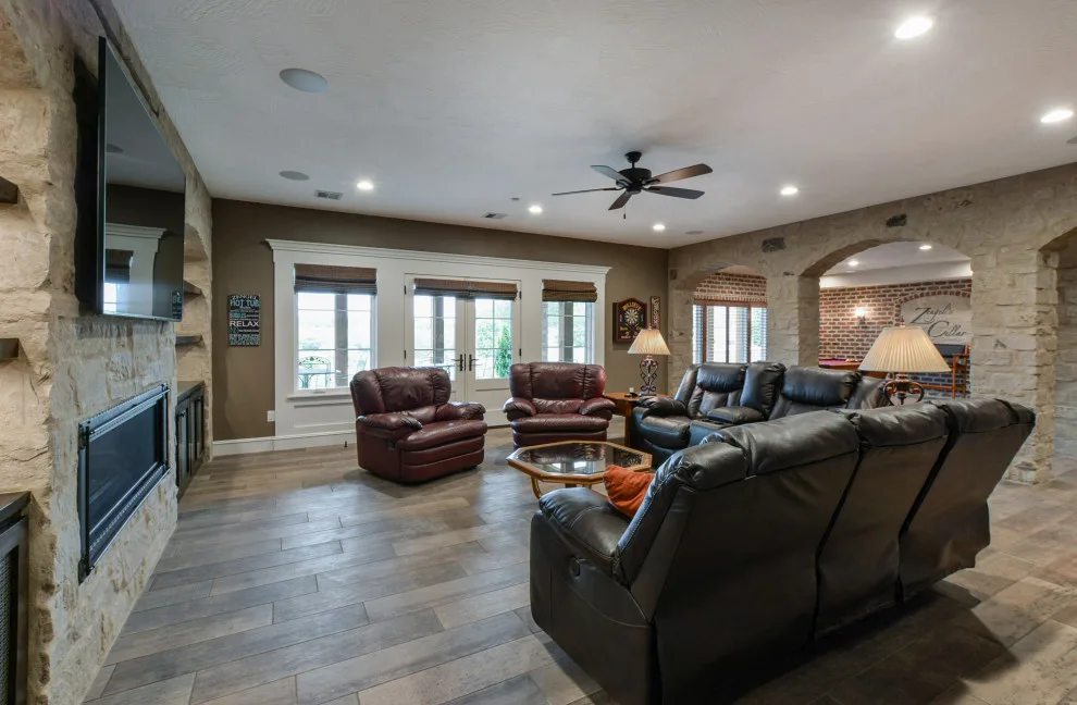 Tuscan Heights by Doug Pitts Construction - Photo 15