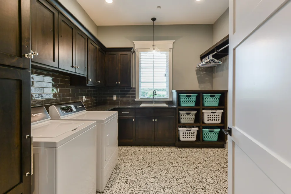 Tuscan Heights by Doug Pitts Construction - Photo 59