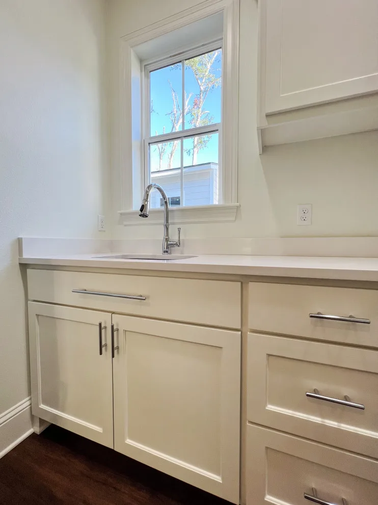 Sweetleaf Park Two-Story Residence by Vintage Homes - Photo 11