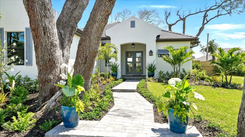 Vero Beach Seaside Residence by LifeStyle Homes, Inc. - Photo 19
