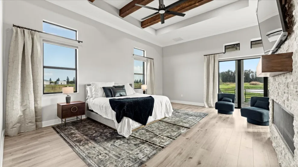 Vero Beach Grand Estate by LifeStyle Homes, Inc. - Photo 15