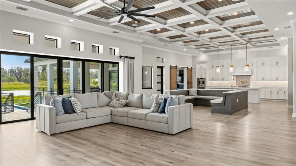 Vero Beach Grand Estate by LifeStyle Homes, Inc. - Photo 21