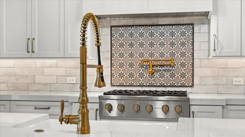 Vero Beach Grand Estate by LifeStyle Homes, Inc. - Photo 9
