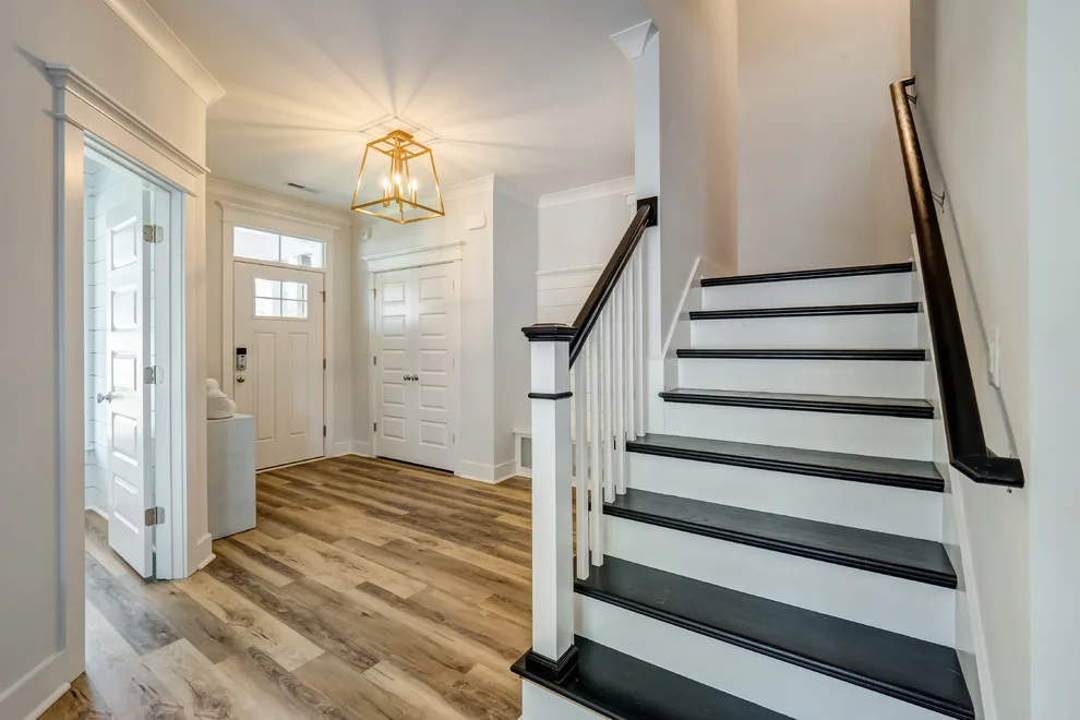 ABT Custom Homes, LLC - Photo 6