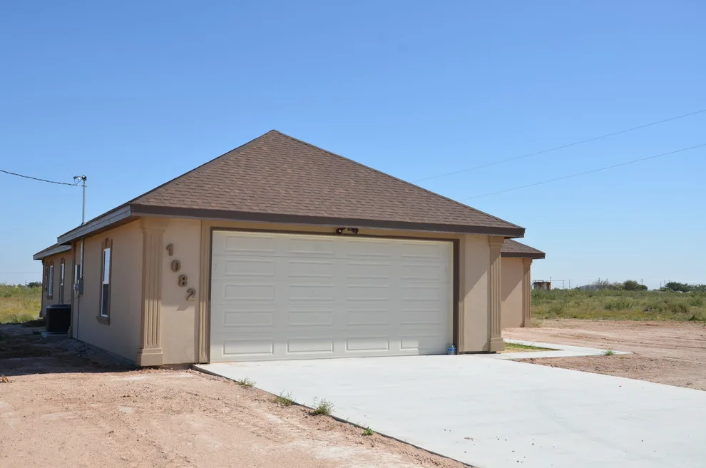 Lynx Homes - Photo 13