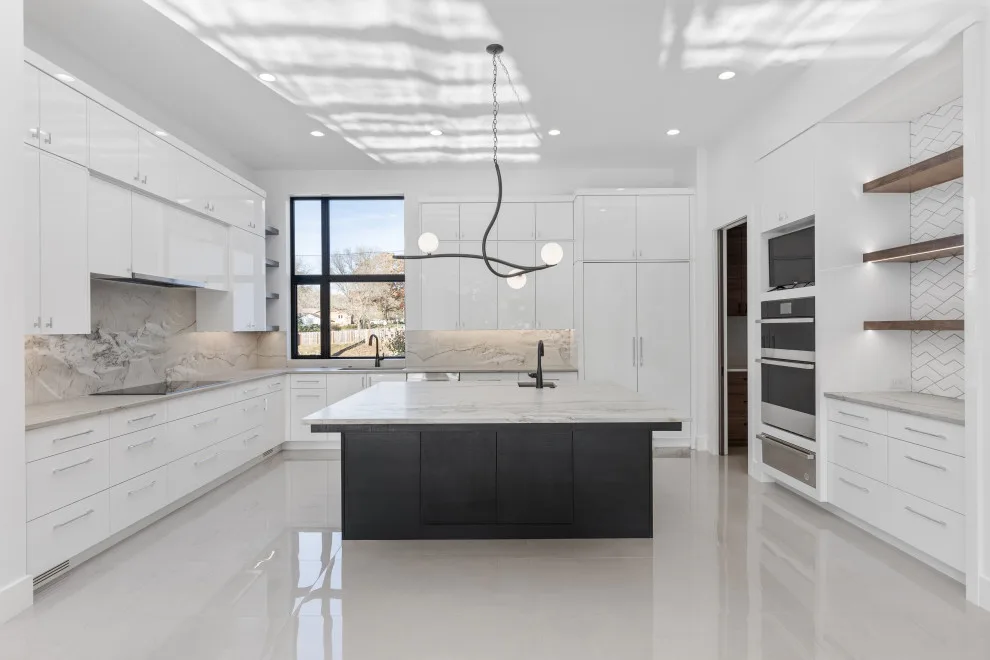 Cozy and Contemporary Tailored Residence by Bloomfield Custom Homes - Photo 21