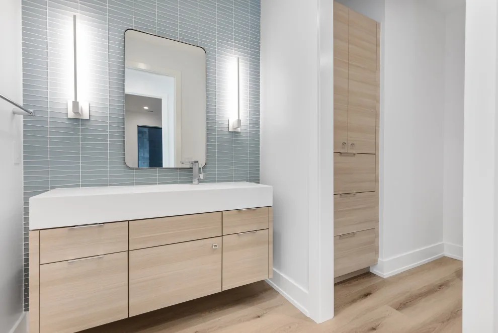 Cozy and Contemporary Tailored Residence by Bloomfield Custom Homes - Photo 8