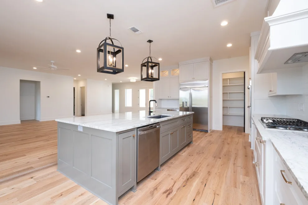 Dumont Construction - Photo 9