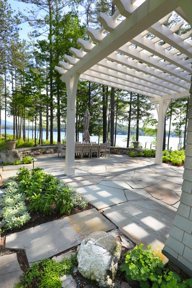 Lakeside Natural and Modern Design by Pellettieri Associates, Inc. - Photo 7
