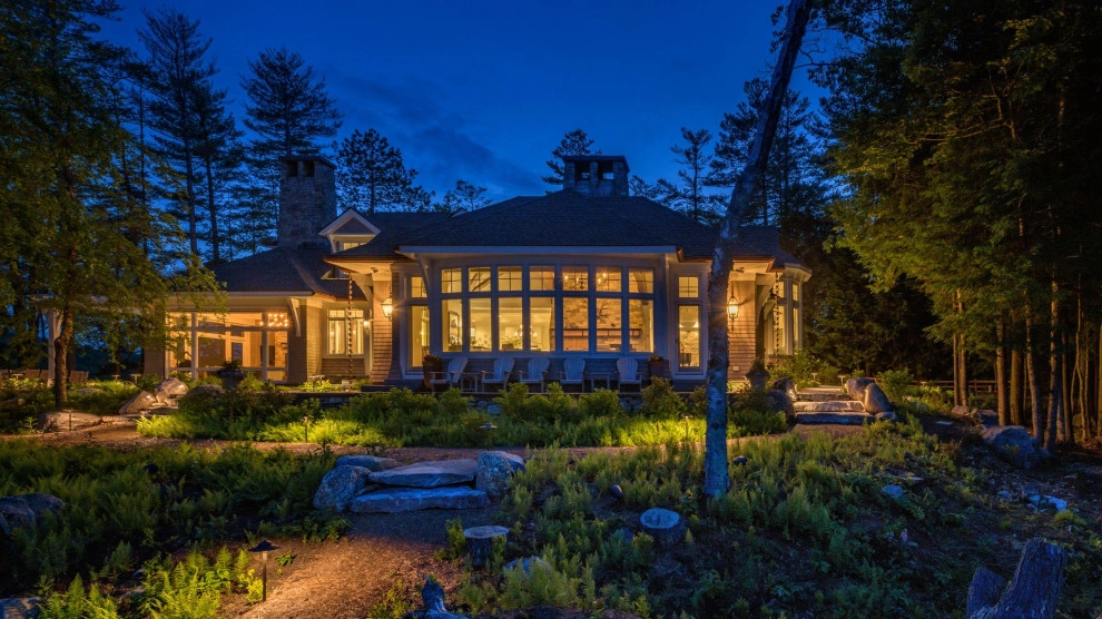 Lakeside Natural and Modern Design by Pellettieri Associates, Inc. - Photo 19