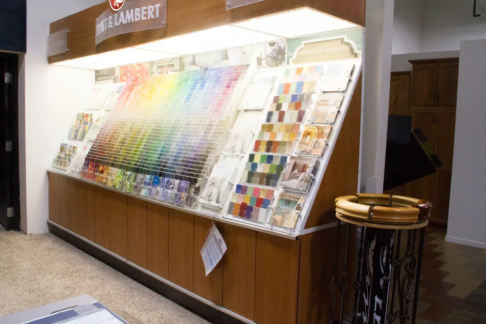 Visit Our Lincoln, NE Showroom by Gotcha Covered - Photo 6