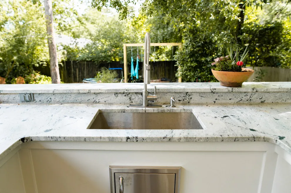 Weldon Place - Al Fresco Kitchen by Roberts Construction Services, LLC - Photo 9