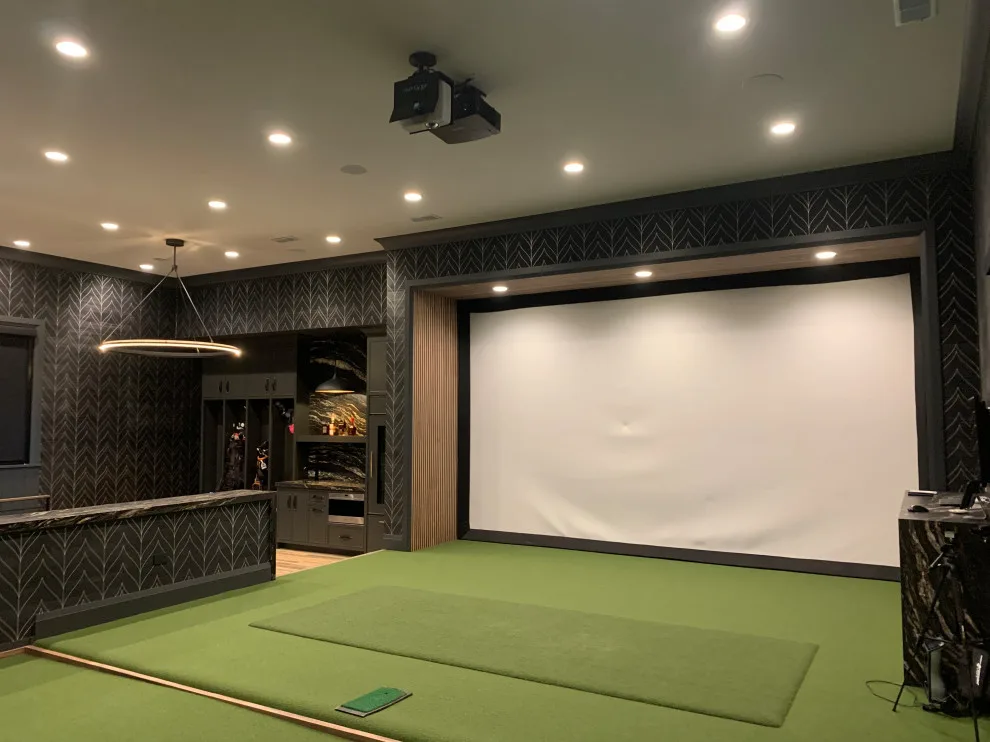 Golfing Professionals Lounge by LivModern - Photo 4