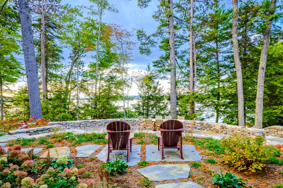 Lakehouse Retreat by Pellettieri Associates, Inc. - Photo 9