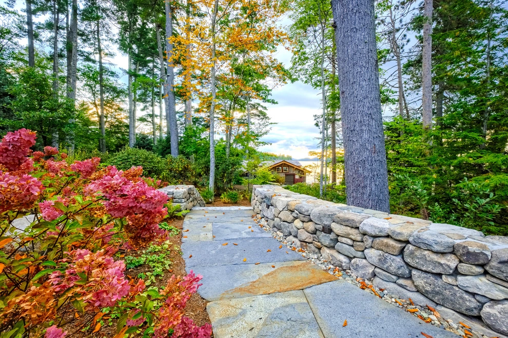 Lakehouse Retreat by Pellettieri Associates, Inc. - Photo 4