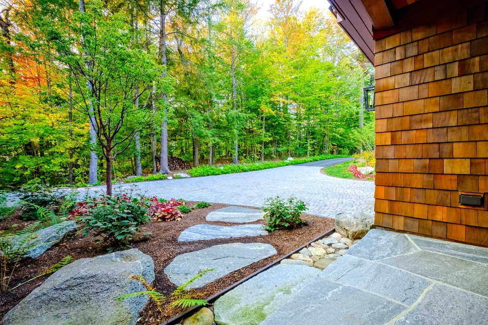 New England Style Lakeside Retreat by Pellettieri Associates, Inc. - Photo 8