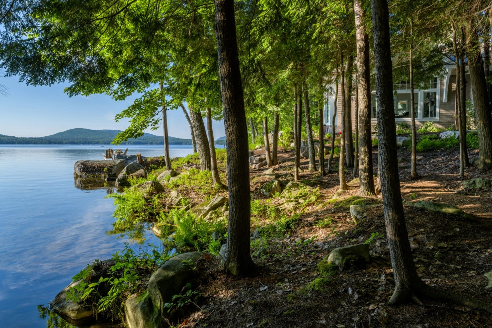 Lakeside Natural and Modern Design by Pellettieri Associates, Inc. - Photo 18