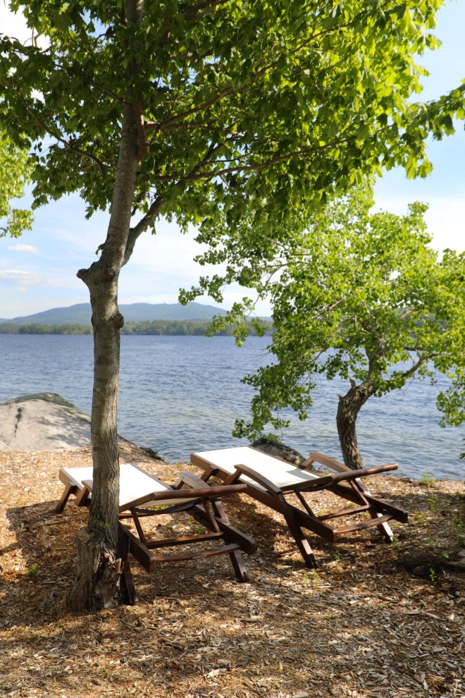 Lakeside Natural and Modern Design by Pellettieri Associates, Inc. - Photo 13