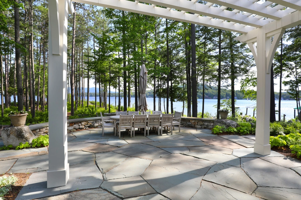 Lakeside Natural and Modern Design by Pellettieri Associates, Inc. - Photo 9