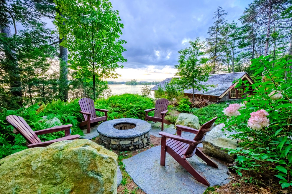 Lakehouse Retreat by Pellettieri Associates, Inc. - Photo 3
